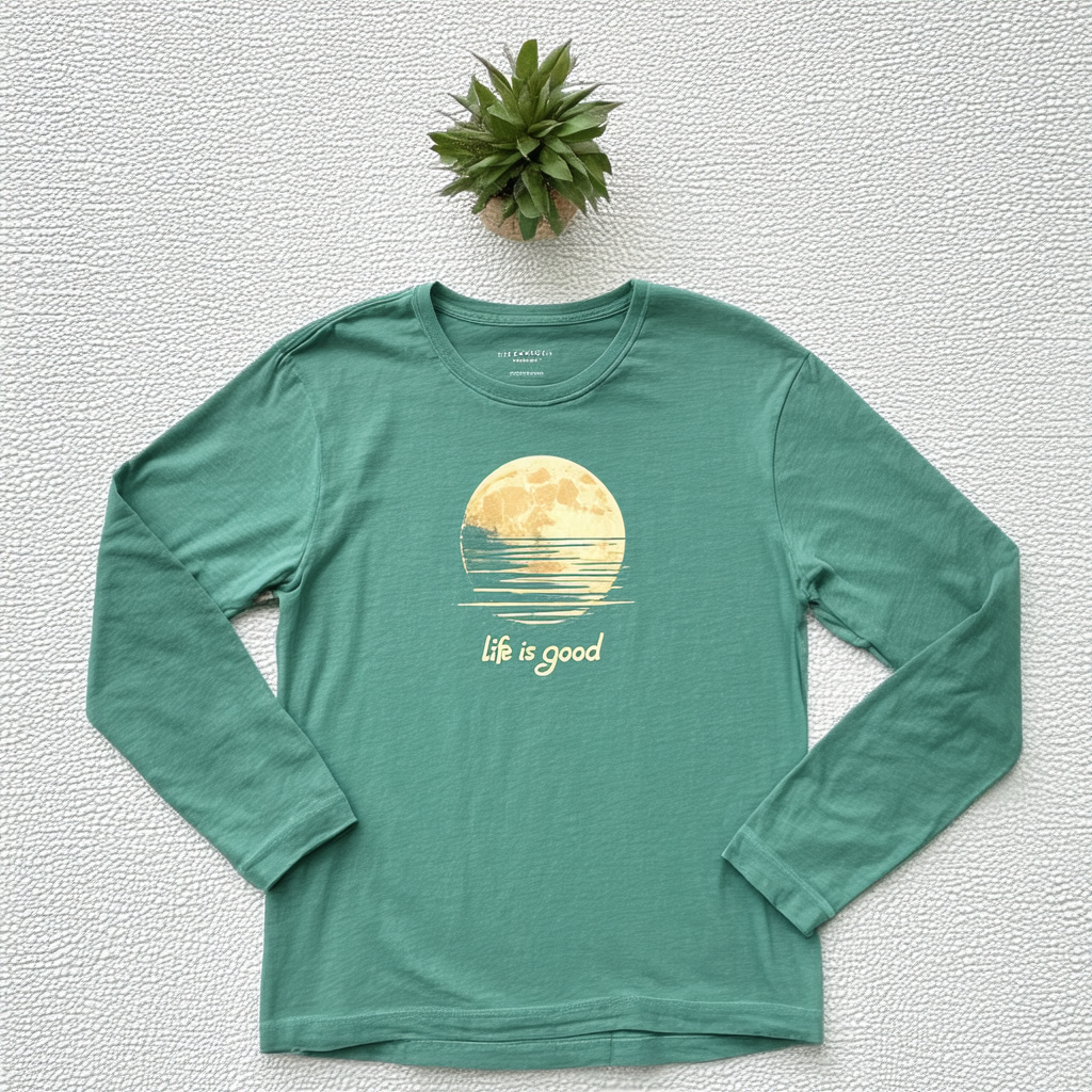 Life is Good Women's Crusher Long Sleeve Half Full Moon T-Shirt (Retro Green)