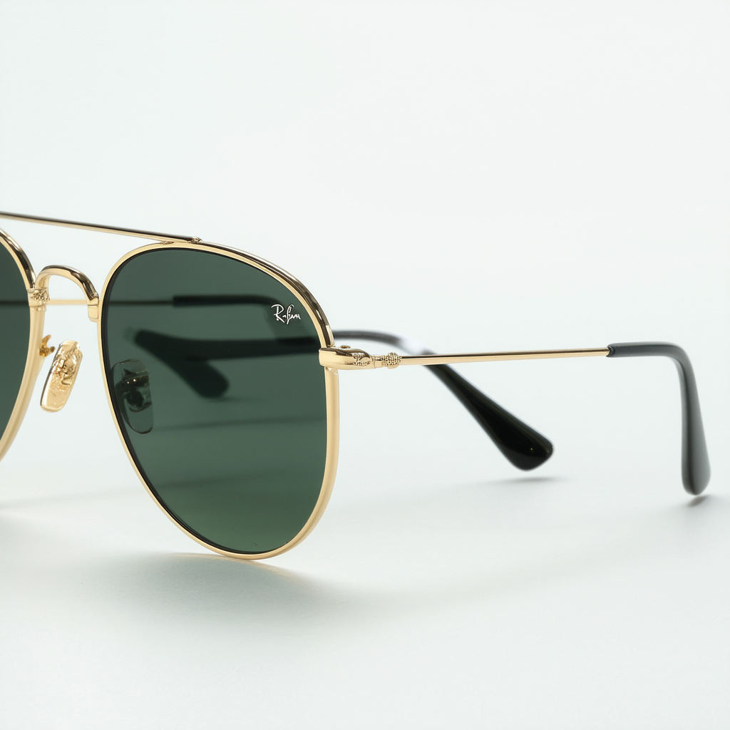 Ray-Ban Unisex Sunglasses Gold Frame, Green Classic Lenses, 58MM