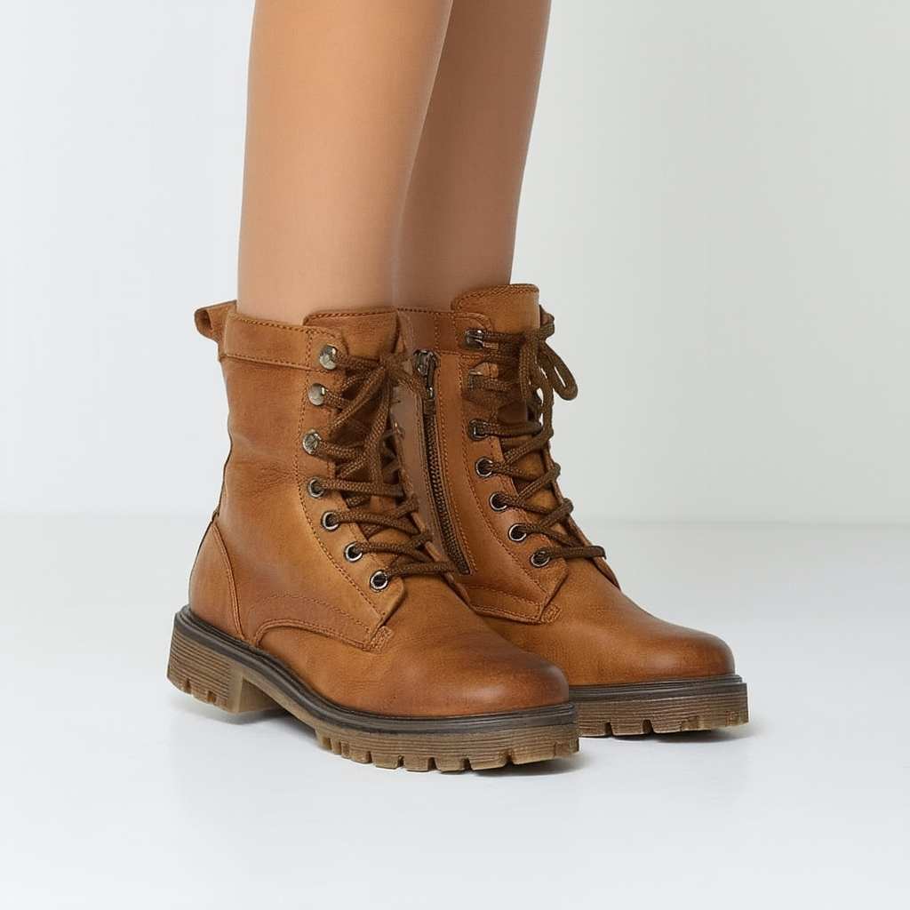 Steve Madden Women's CHARRIE Combat Boot, Cognac Leather, 6.5 M US