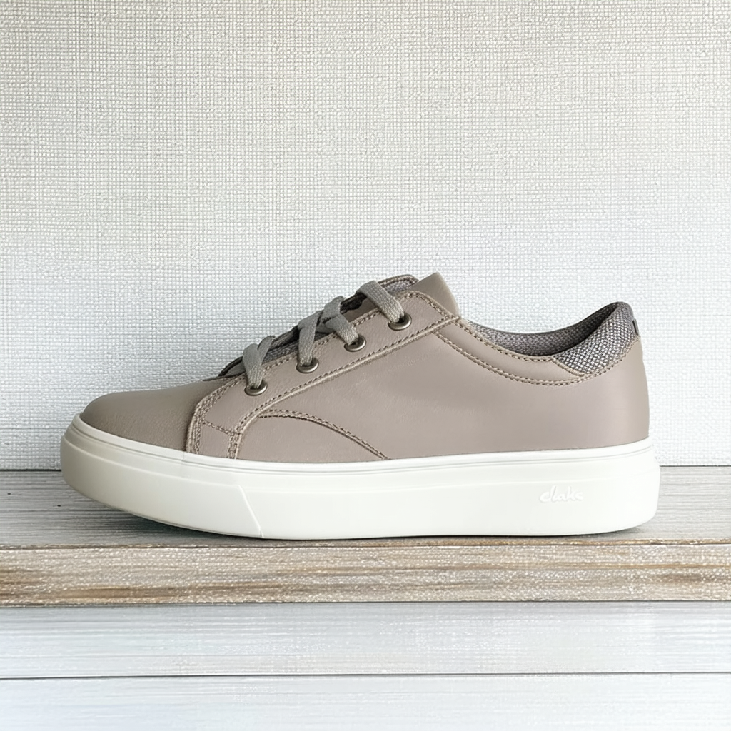 Clarks Women's Pawley Springs Sneaker