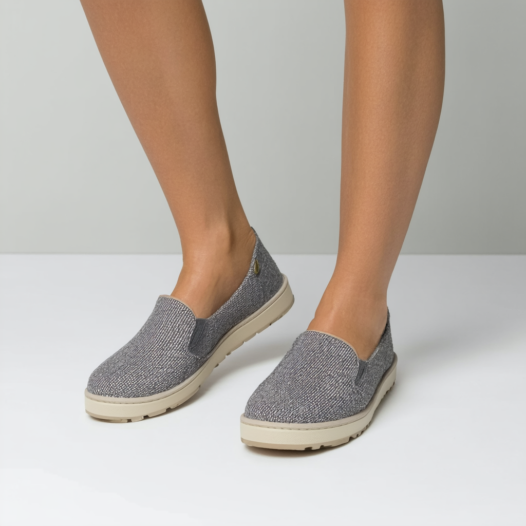 UGG Australia Womens Calypso Heathered Grey Slip-On - 6