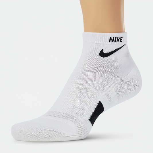 Nike Men's Everyday Max Cushioned Ankle Socks