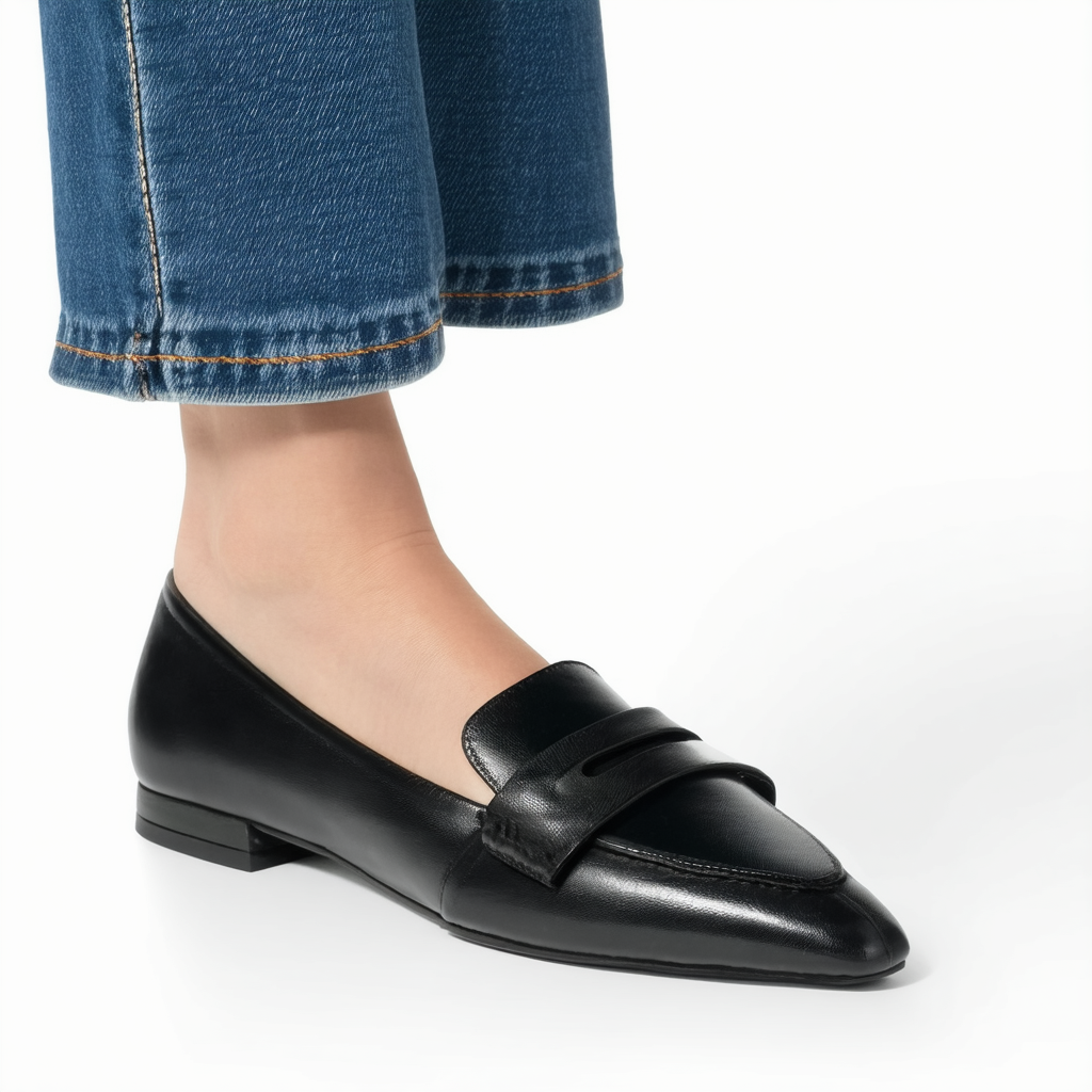 Vince Camuto Women's Dalmi Slip-On Loafer