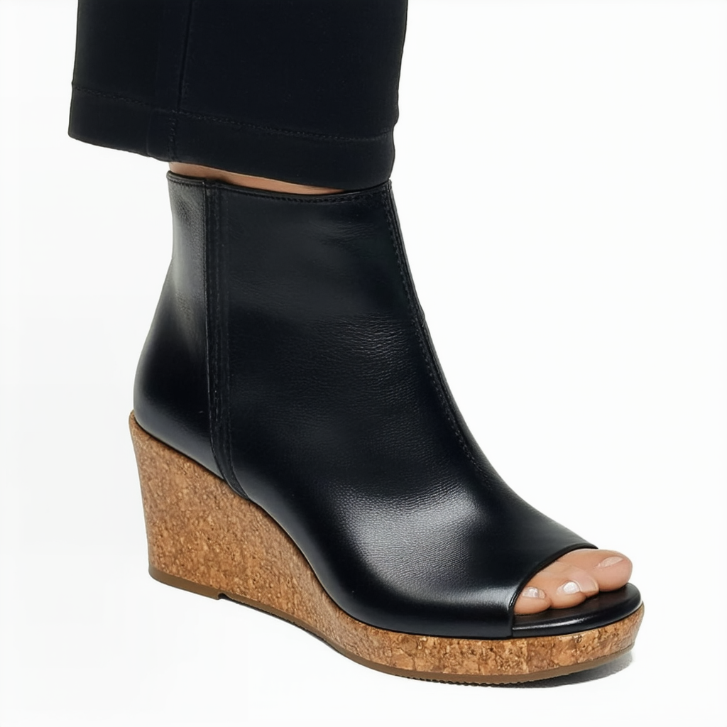Michael Kors Sidney Mid Wedge