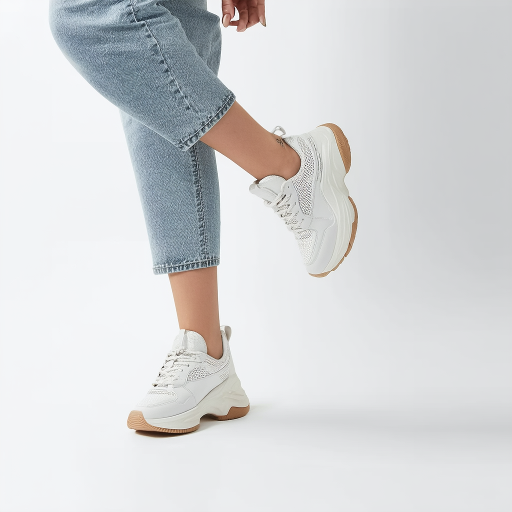 Steve Madden Womens Movement Sneaker