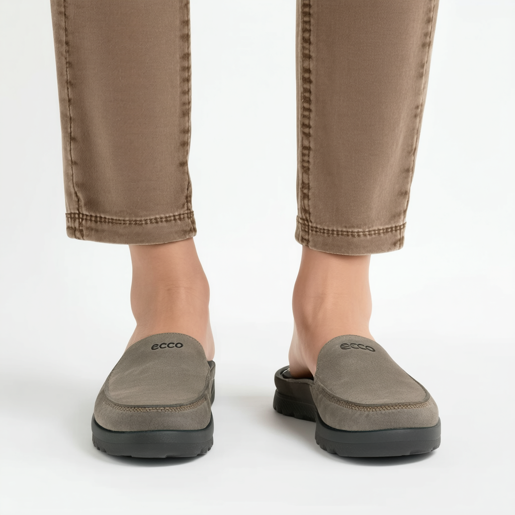 ECCO Women's Crepetray Slip on Loafer
