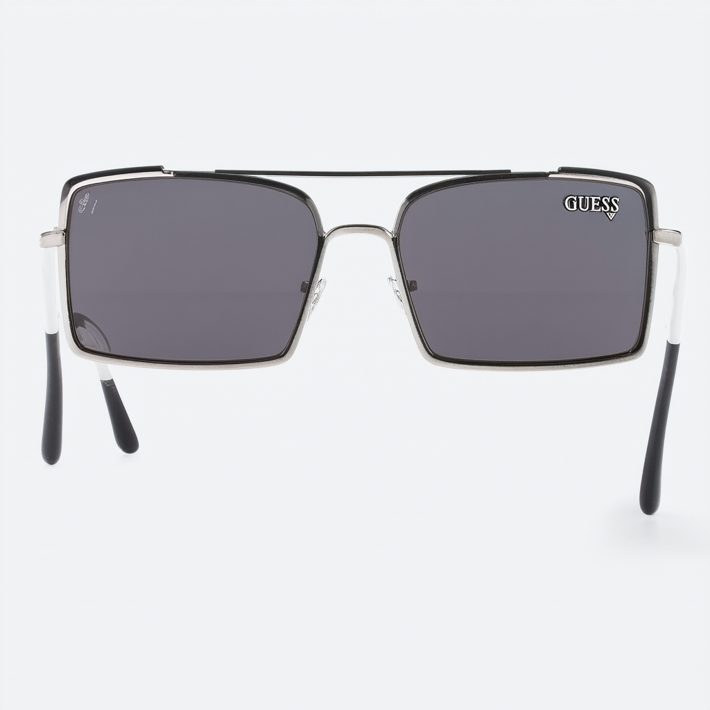 GUESS Women's Metal Logo Square Sunglasses