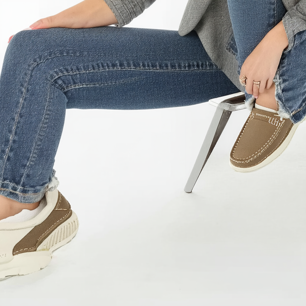 Clarks Women's Funny Go Loafers