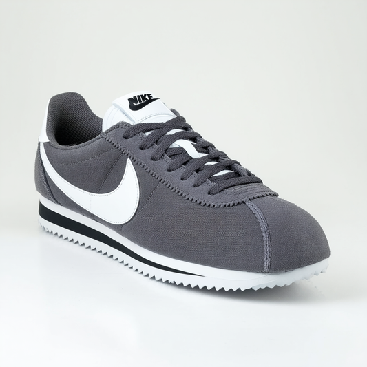 NIKE Men's CORTEZ BASIC LE JEWEL CASUAL SHOES 9 Men US (CHARCOAL/WHITE)
