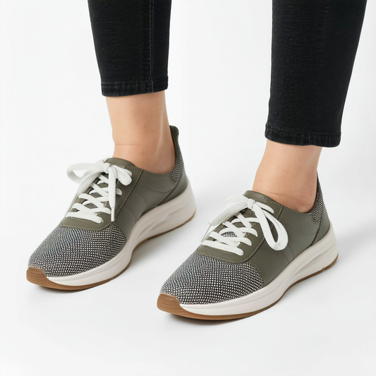 Naturalizer Women's Yesenia Fashion Sneaker