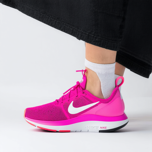 NIKE Women's Tanjun Sport Fuchsia/White/Tart Size 8.5 B(M) US