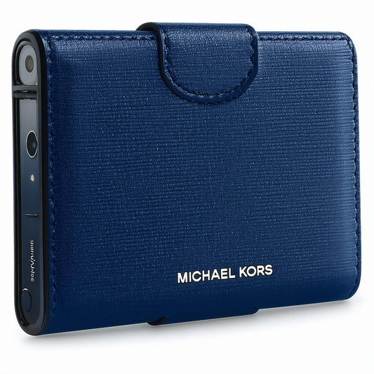 Michael Kors Duracell Powermat Kit in Iphone 5/5s in Signature Heritage Blue/navy