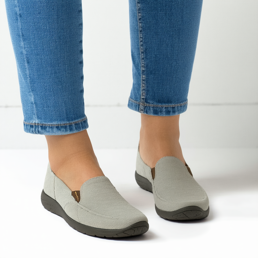 Clarks Women's Sillian Greer Slip-On Loafer