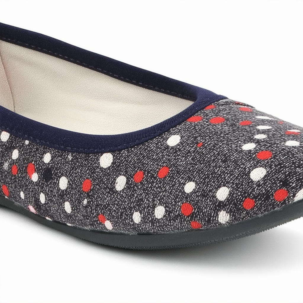 Skechers womens Bobs Plush - Hot Spotted Ballet Flat