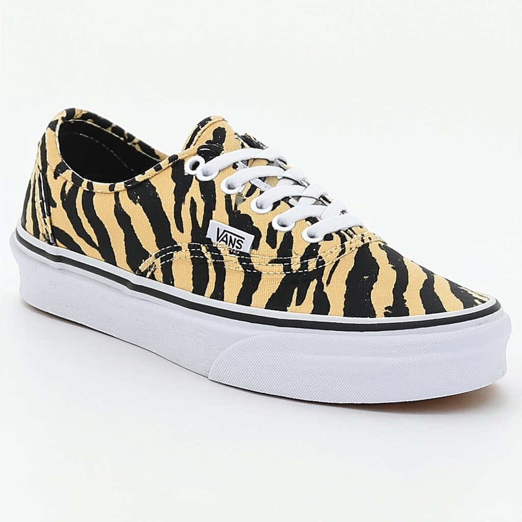 Vans Women's Authentic Tiger VN OTSV8VE Black True White Fashion Sneakers