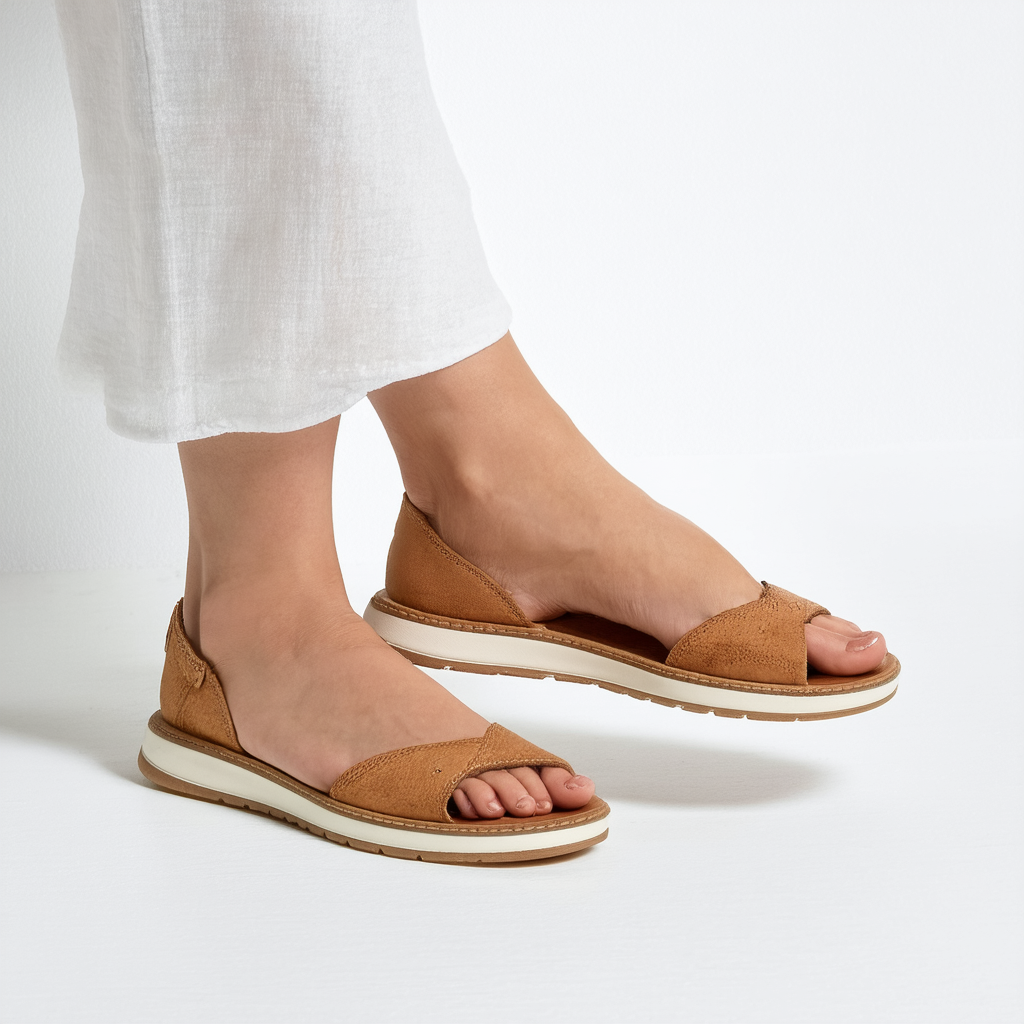 Clarks Women's Amanda Sprint Flat Sandal