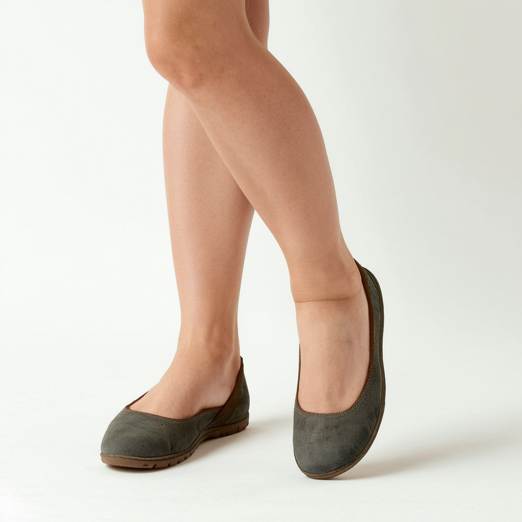 Clarks Women's Valley Isle Flat