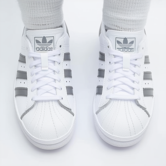 adidas Kids' Daily Team Sneaker,WHITE/WHITE/GREY ONE,3 Medium US Big Kid