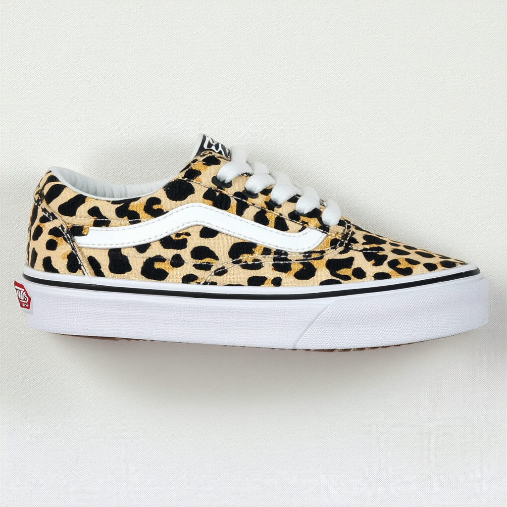 Vans Unisex Ward Deluxe Sneaker - Animal Mix