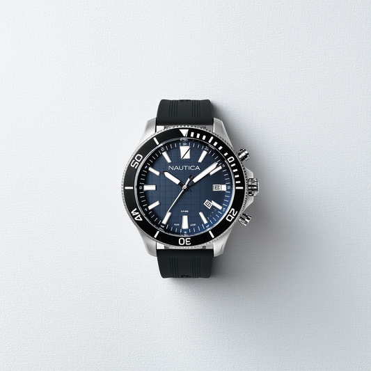 Nautica Men's NAPCLS121 Coba Lake Grey/Black/SST Bracelet Watch