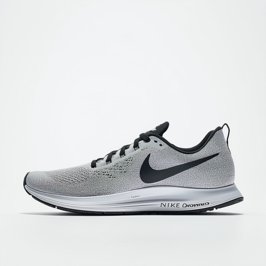 Nike Women's Vomero 10 Size 8.5 U.S.