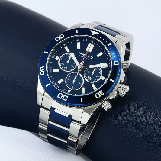 Nautica Men's N25002 Metal Round Chronograph Watch