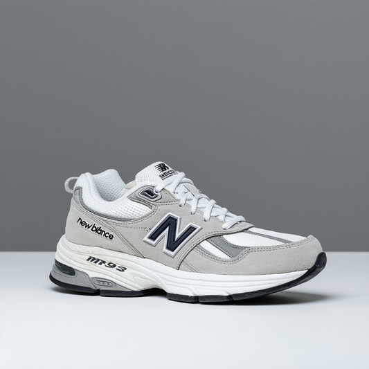 New Balance Men's MR993 Classic Sneaker