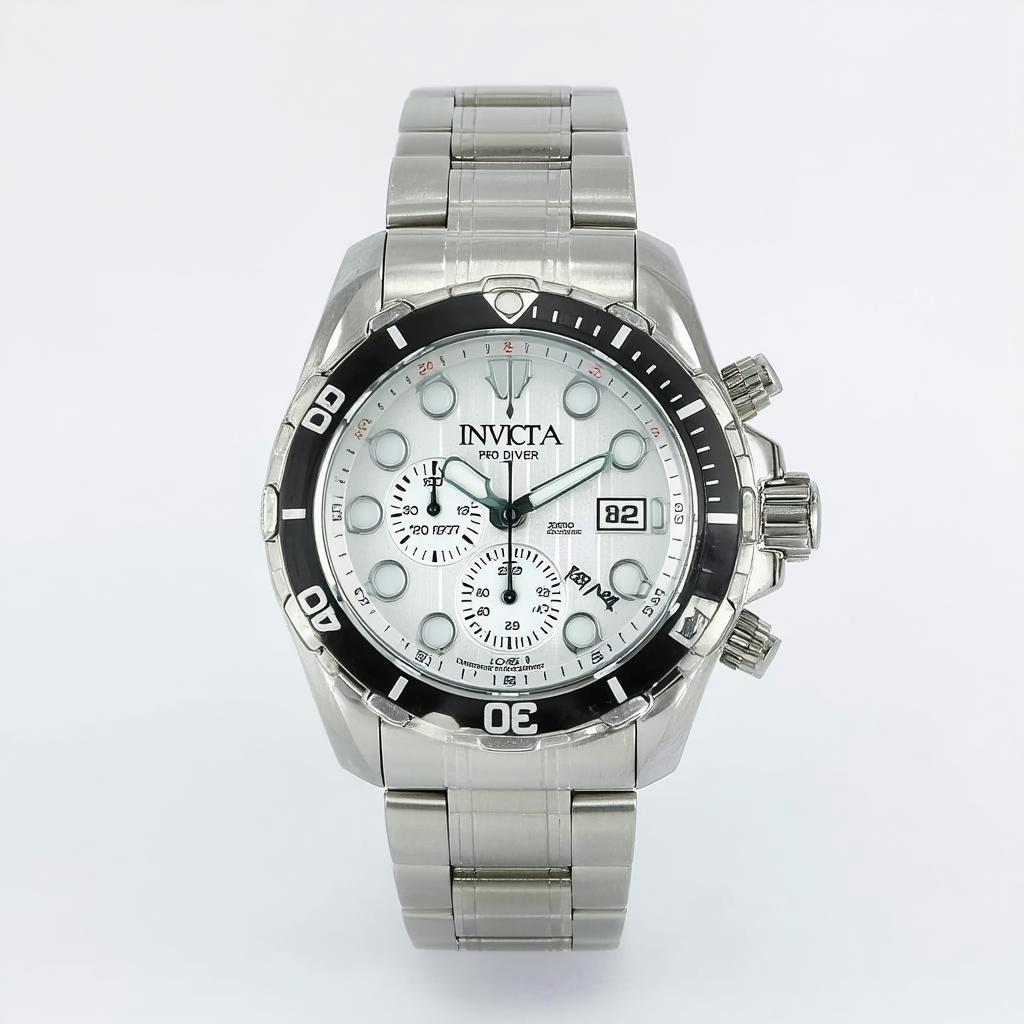 Invicta Men's 25073 Pro Diver Analog Display Quartz Silver Watch