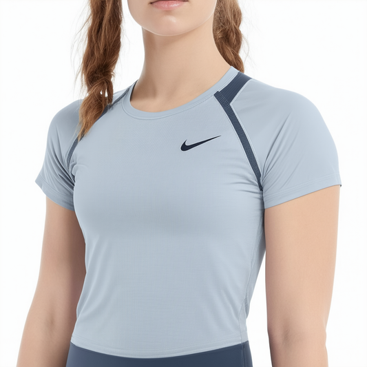 Nike Women's Dri-Fit Legend Scoop Training T-Shirt