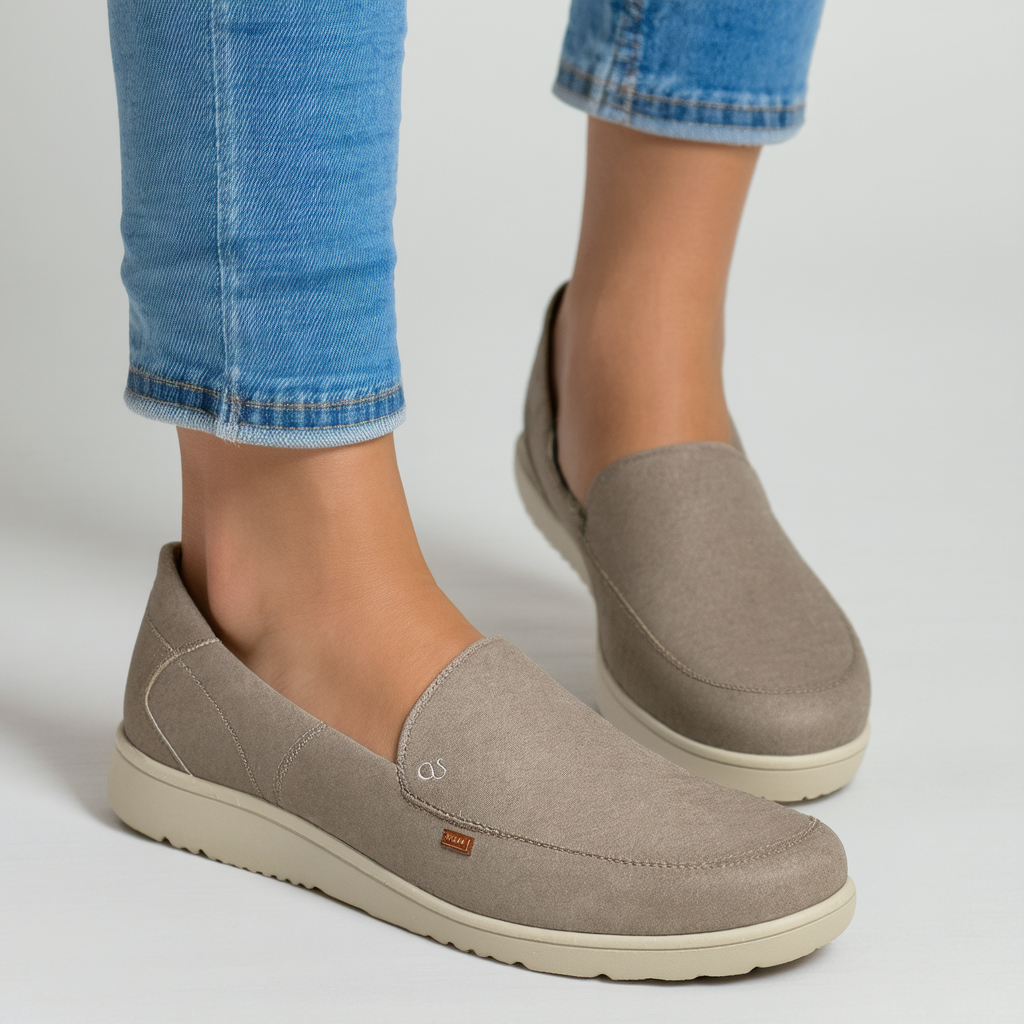 Clarks Women's Sillian 2.0 Star Loafer, sand synthetic, 075 W US