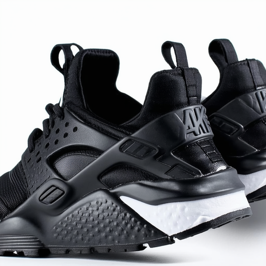 Nike Women's Air Huarache Run Black/Black Running Shoe (10 B(M) US)