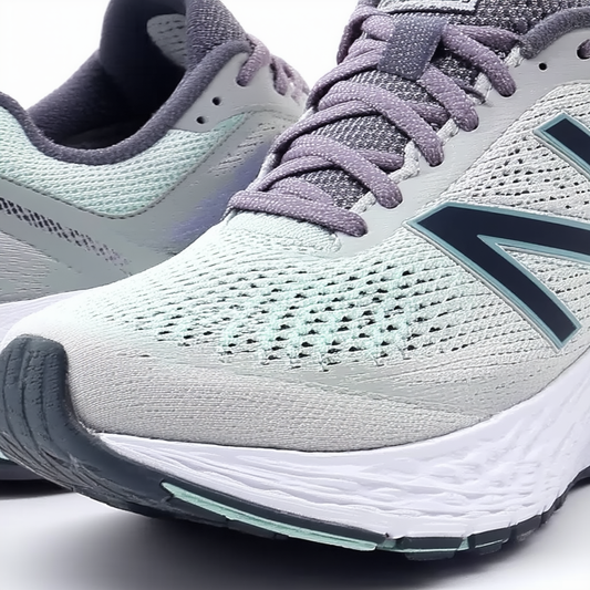 New Balance Women's W870v2 Light Stability Running Shoe