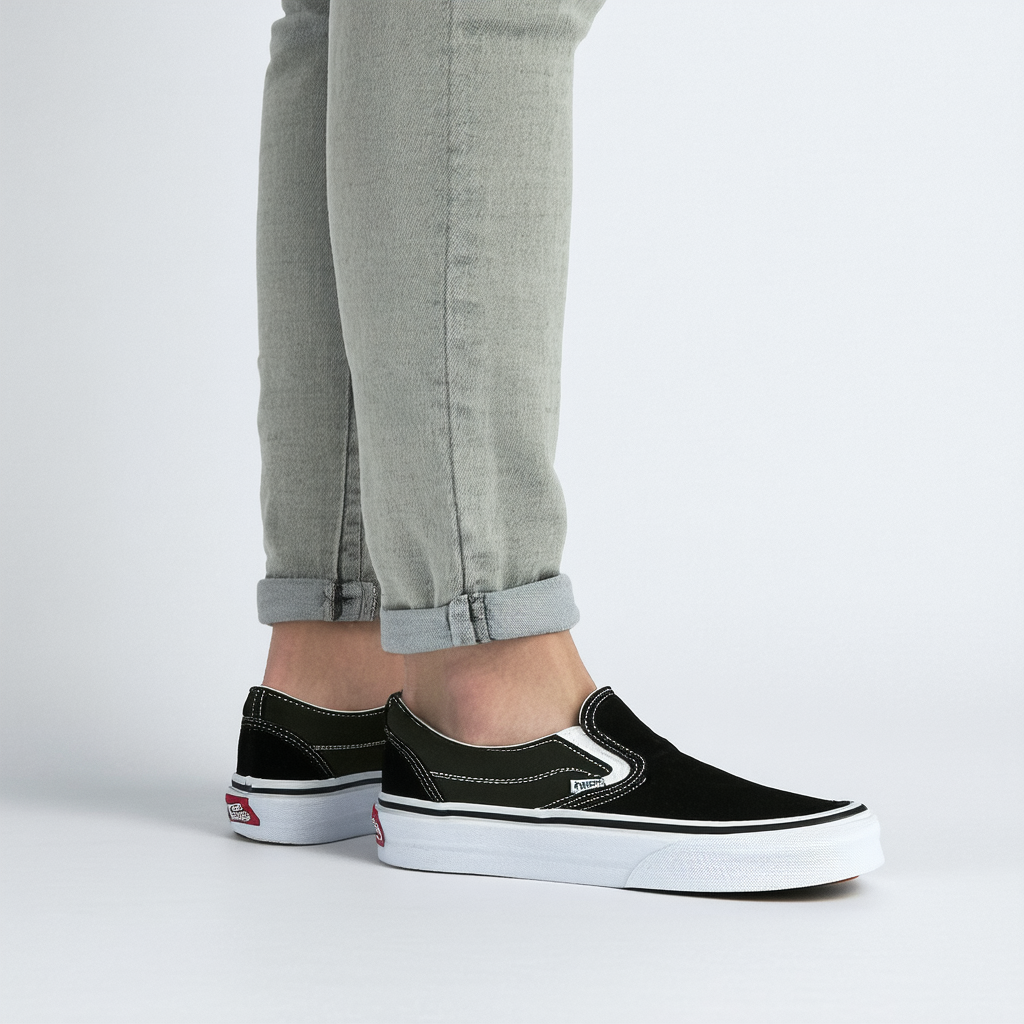 Vans Slip On (Mens 6/Womens 7.5, Black/White 7351)
